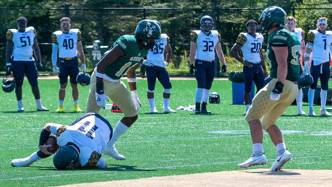 _Coach_Hobbs's tweet photo. 2021 Husson Defense
Top CCC Defense
🦅#1 Conference Scoring Defense (17.2)
35th Nationally
🦅#1 Conference Total Defense (298.1)
51st Nationally
🦅#1 (Tied) Tackles Per Game (8.5)
🦅 Defensive TDs (1)
🦅 Turnovers Gained (14)
🦅 TDs Allowed (21)
@hussonfootball 
#PutTheBallDown https://t.co/7SxhjFo32E