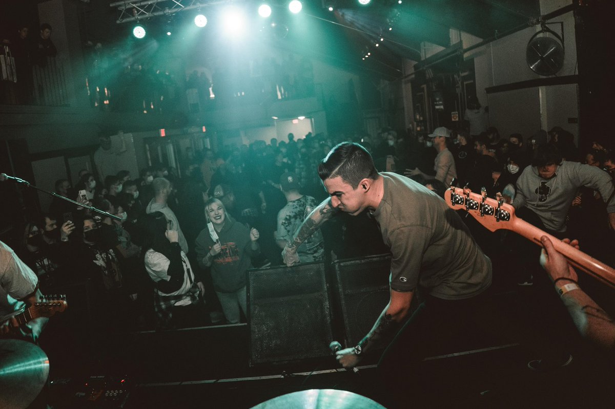 InGoodNatureMA's tweet photo. Last night was unreal. Thank you for checking us out and to @beingasanocean @CapstanBand and @whoisLimbs for having us.
•••
📸: @connorleni https://t.co/HFejTzAzMx