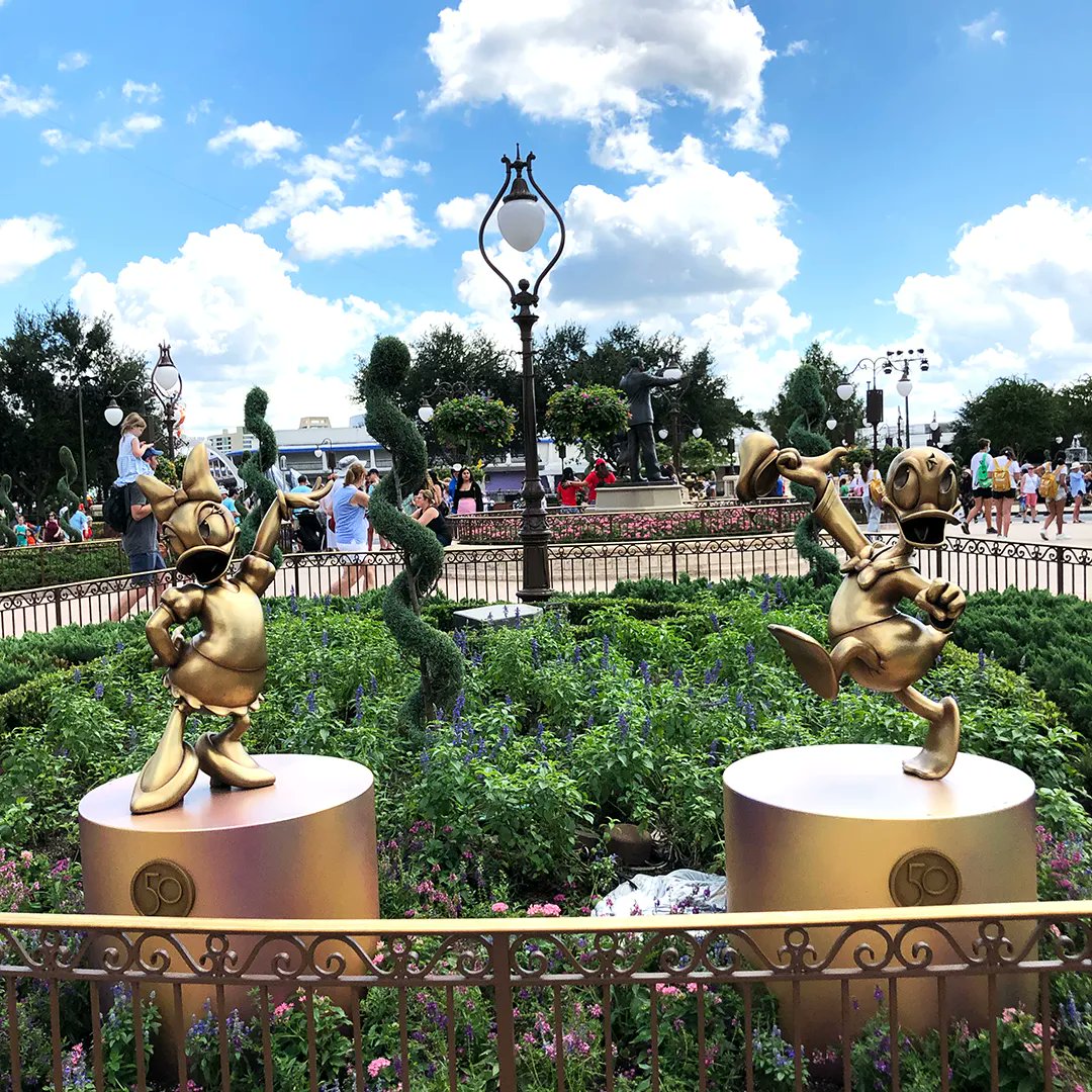 teamdreamhunter's tweet photo. More 50th Anniversary statues coming your way from Walt Disney World. Have you found all 50? ✨ 🏰 #DreamHunterVacations #DisneyWorld50 #GoldenStatues #disney #donaldduck #daisyduck #anniversary #WaltDisneyWorld https://t.co/V6GHEymyvG