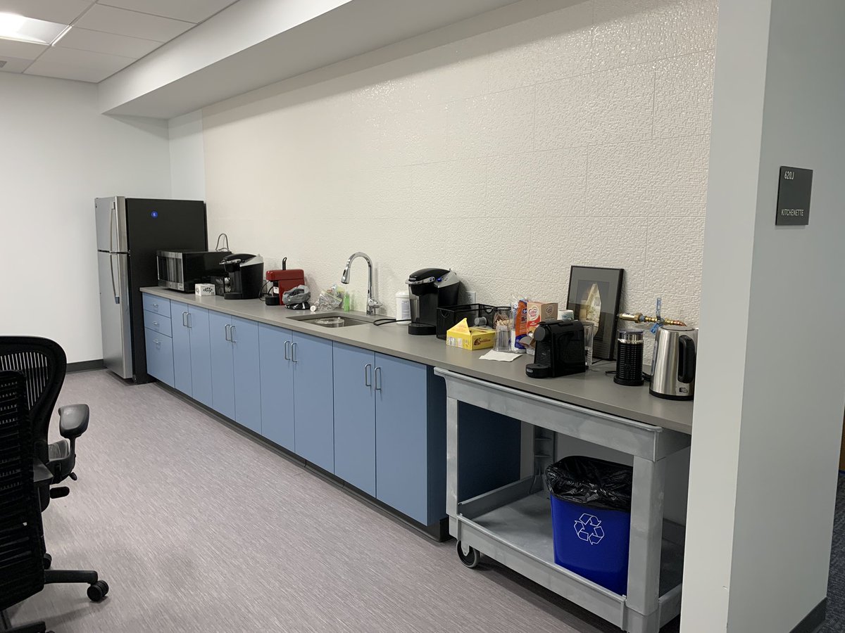 Laura K Gee tweet media