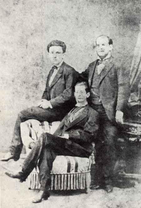 No hay odio de razas, porque no hay razas. #MartíEntreNosotros #MartíVive #HéroesDeLaSalud <a href="/cubacooperaven/">Brigada Médica Cubana en Venezuela</a> <a href="/unidad_central/">Unidad Central de Cooperación Médica</a> <a href="/japortalmiranda/">José Angel Portal Miranda</a> <a href="/PardoRegla/">Regla Angulo Pardo</a>