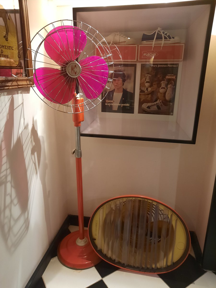 disfrutarg_'s tweet photo. Ayer visitamos el bar más #retro de Buenos Aires. Queres saber cuál es? 😱 Toda la info en nuestras historias de Ig https://t.co/zeoqfQO1Ht https://t.co/KcAhCZ6sxI