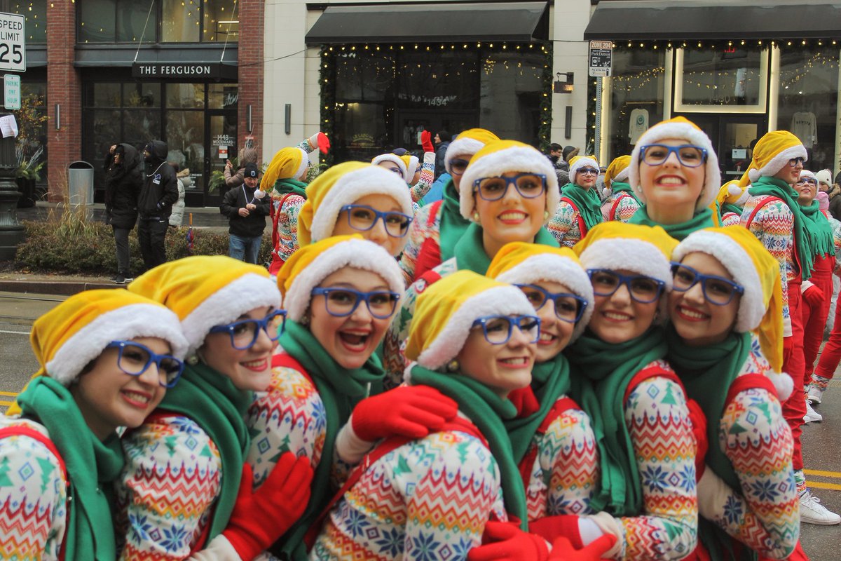 Hyperstar78's tweet photo. Turkey Trot In 2021 In Detroit Michigan
#turkey #turkeytrot #Thanksgiving #photography #Photographer #girls #musicians #dancers #Detroit #detroitphotography #girlphotography #horse #horsephotography #police #policephotography #Balloon #floats #naruto #anime #michiganphotography https://t.co/O48IneDXff
