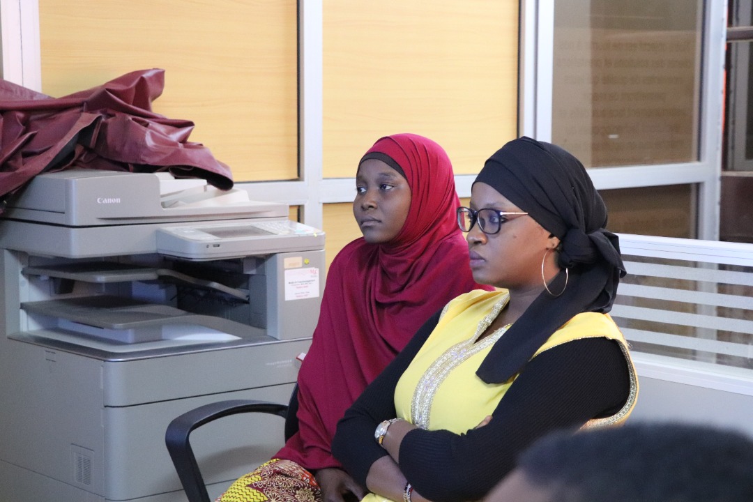 dev4smart's tweet image. Fin de la refonte et lancement officiel de la nouvelle version de notre produit #SawkiWebSMS. Accessible à travers sms.ne, désormais commandez vos Packs SMS &amp;amp; API et payez via divers moyens dont Airtel Money.
@dev4smart, pensez-l&apos;innovation! 
#Rebranding #BulkSMS