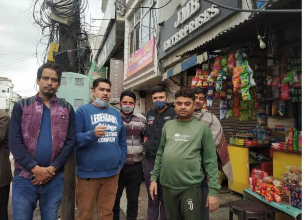 Apnipartyonline's tweet photo. J&K #ApniParty Vice President District Jammu Urban, Vaibhav Mattoo urged the Government to construct a hospital in the ground in #Poonch House #TalabTillo, #Jammu.
Statement here https://t.co/AEIj2IVbFb https://t.co/G8y38NaGZm