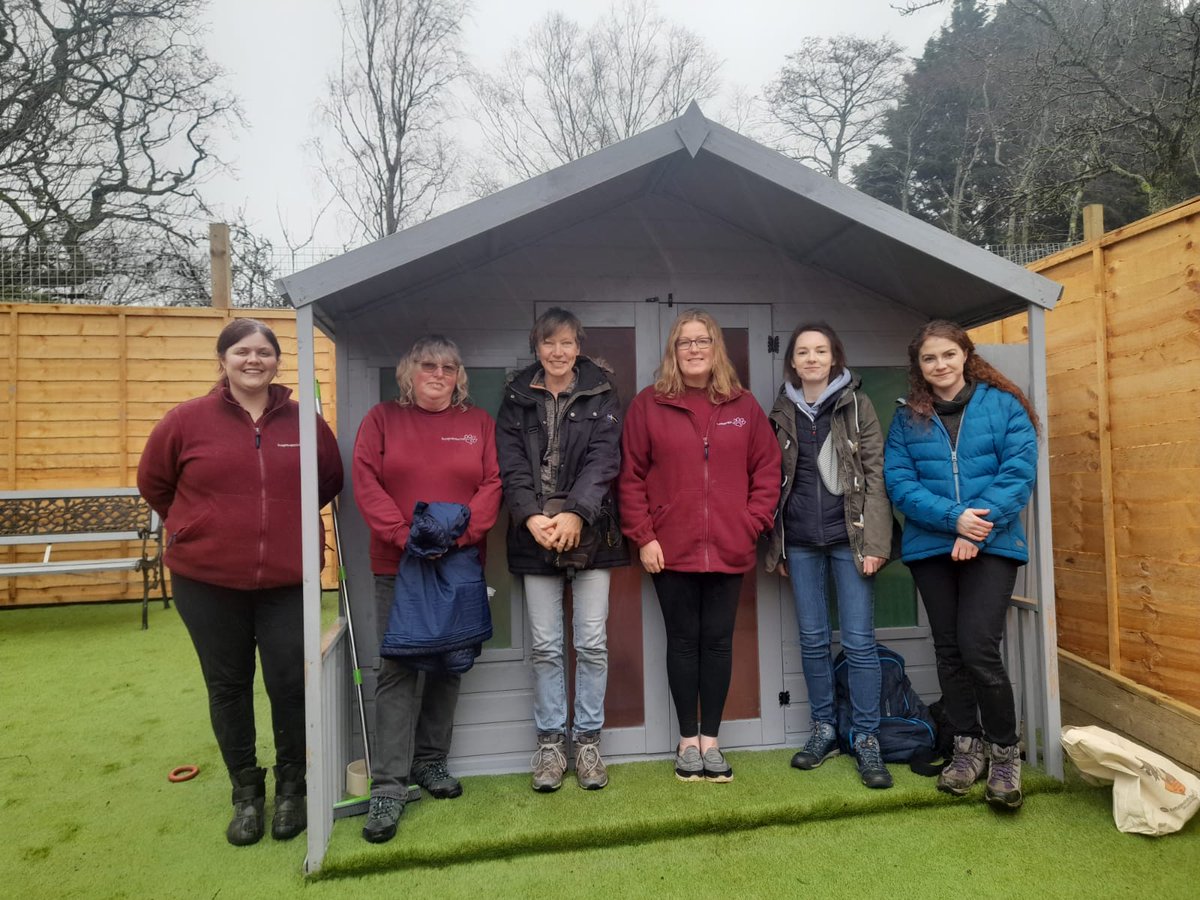Naturewatch_org's tweet photo. 1/3: Natalie and Tash from our Campaigns Team are visiting @HopeRescue in South Wales today to meet some #puppyfarming and #backyardbreeding survivors.
These poor dogs have been used for indiscriminate breeding, forced to churn out litter after litter. https://t.co/88vlzl5Sik