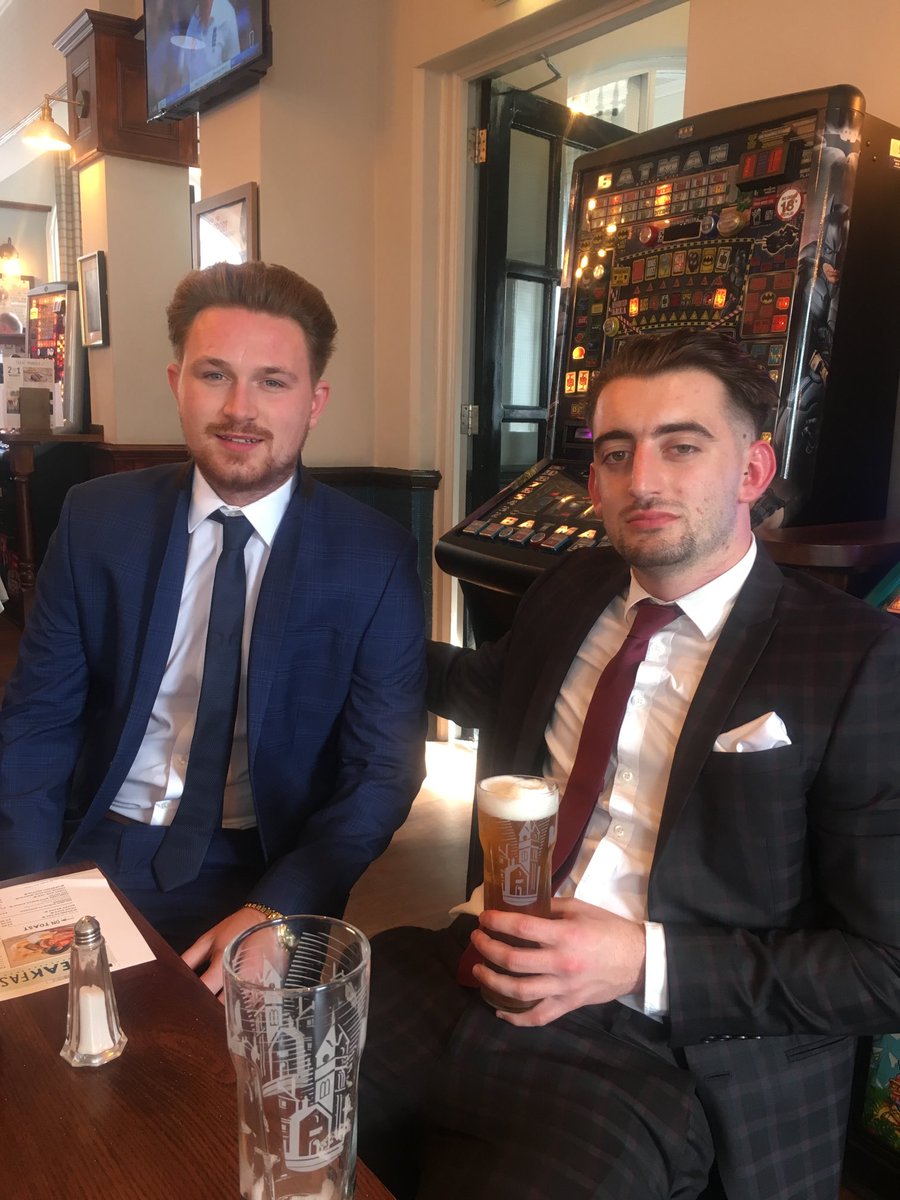 CMorrissey_'s tweet photo. Big happy birthday to the worst influence about ⁦@WezzzaBeee⁩ https://t.co/8vW81s88Jw
