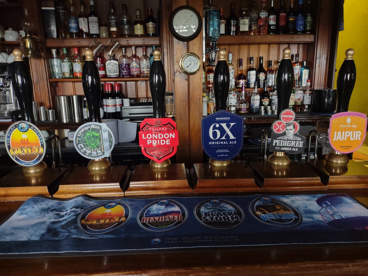 thepilot tweet media