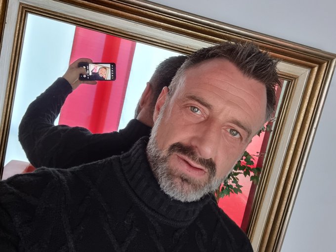 Last day shooting in Germany, ready for a relaxing weekend xx https://t.co/rkKsdX7iVC<a href="/tag/gym"class="tags"><span>#gym</span></a><a href="/tag/health"class="tags"><span>#health</span></a>