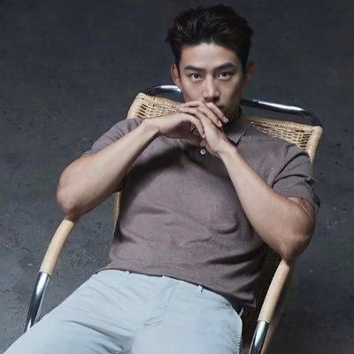 cannotbe_3's tweet image. No captions needed
#TAECYEON #OkTaecYeon #2PM