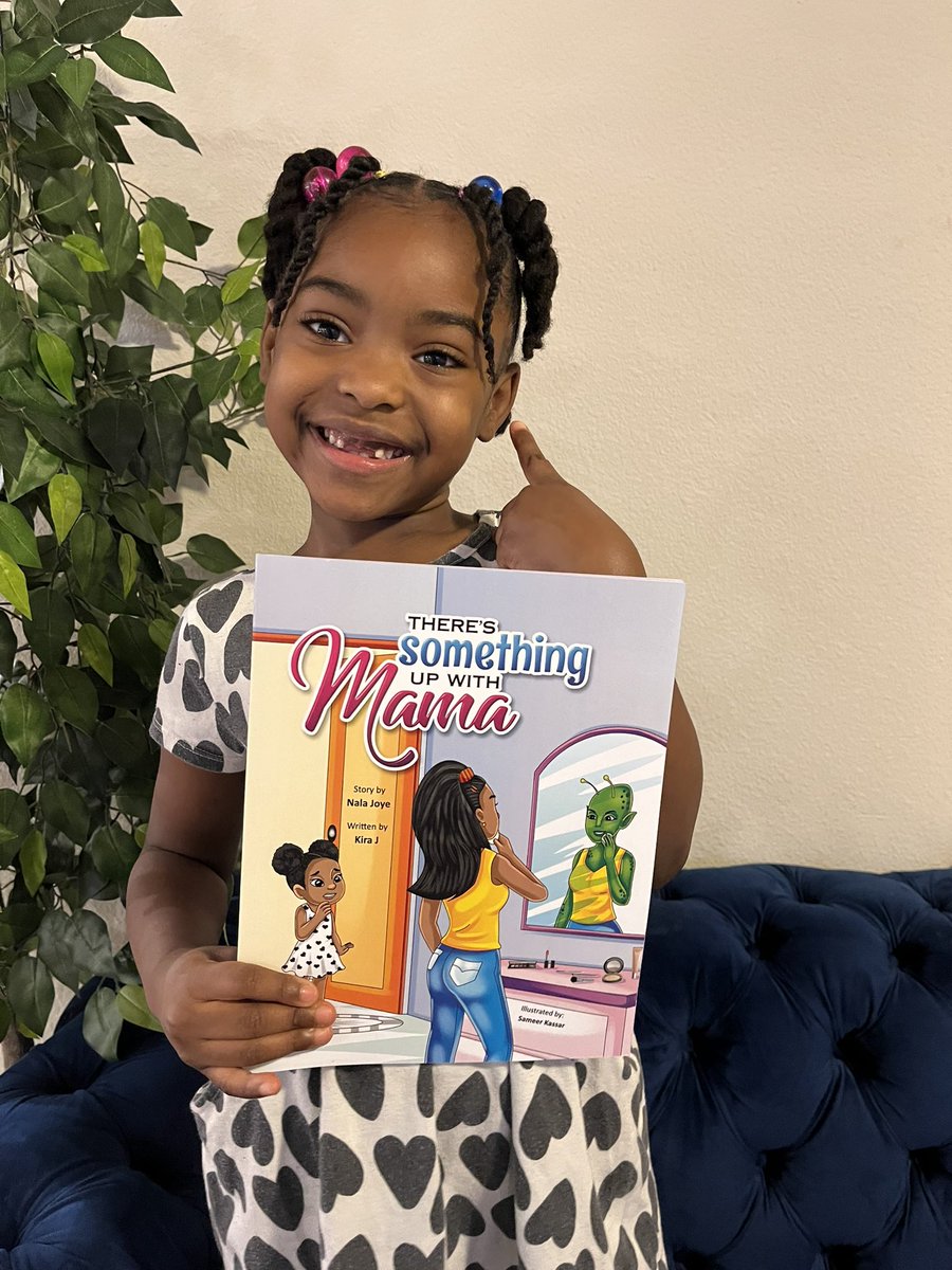 IamKiraJ's tweet photo. How it started         How it’s going
My daughter is now a published author on Amazon 🥺❤️🥳👽 https://t.co/gU6qwHkDZw