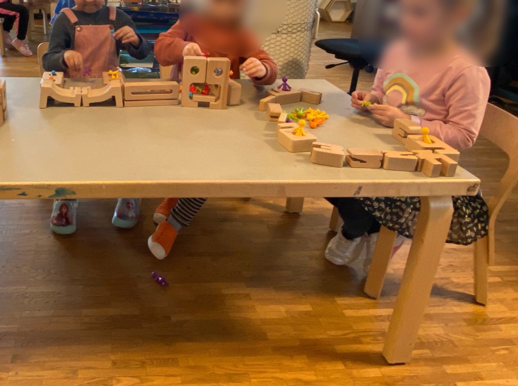 CisPreK's tweet photo. Pre-k B @CISDK: Playing with  @SumBlox and our math manipulatives. Through play the children explore sorting, categorizing, shape and number recognition. #maththroughplay #ibearlylearner #nothingwithoutjoy https://t.co/AvRFBoIhjz