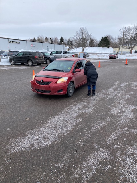 Rapid test kit &amp; mask drive-thru distribution continues <a href="/schoolsherwood/">Sherwood School</a> until 3:00 p.m. today. Thank you parents for picking up these packages for your children. <a href="/PSBPEI/">Public Schools Branch</a>