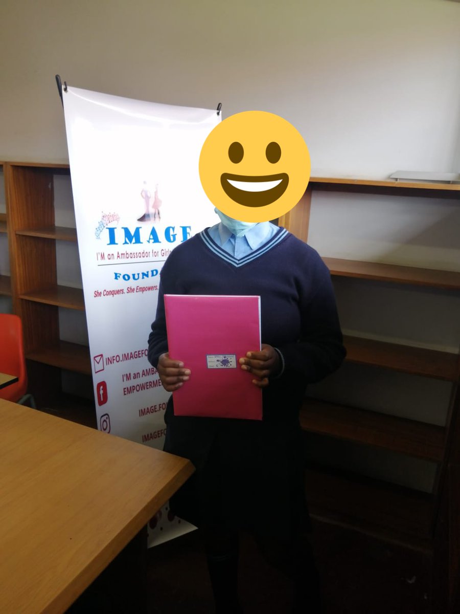 Ofentse_faith7's tweet photo. Lavela is a school in Soweto and is under performing, we trying all our level best to try motivate these kids to do better hence we adopted the school.
The children there are honestly not motivated enough and it's sad.
#EducationIsTheKeyToSuccess
#IMAGEFoundation https://t.co/7xxAlMbmil