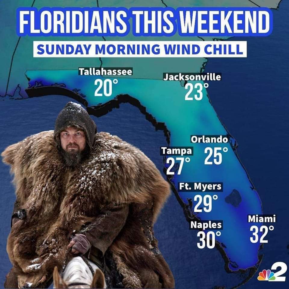 ChefIrie's tweet photo. Hmmmhm.. frosty the showman vibes this weekend. #itscoldinflorida https://t.co/Dh5wwJtBqm