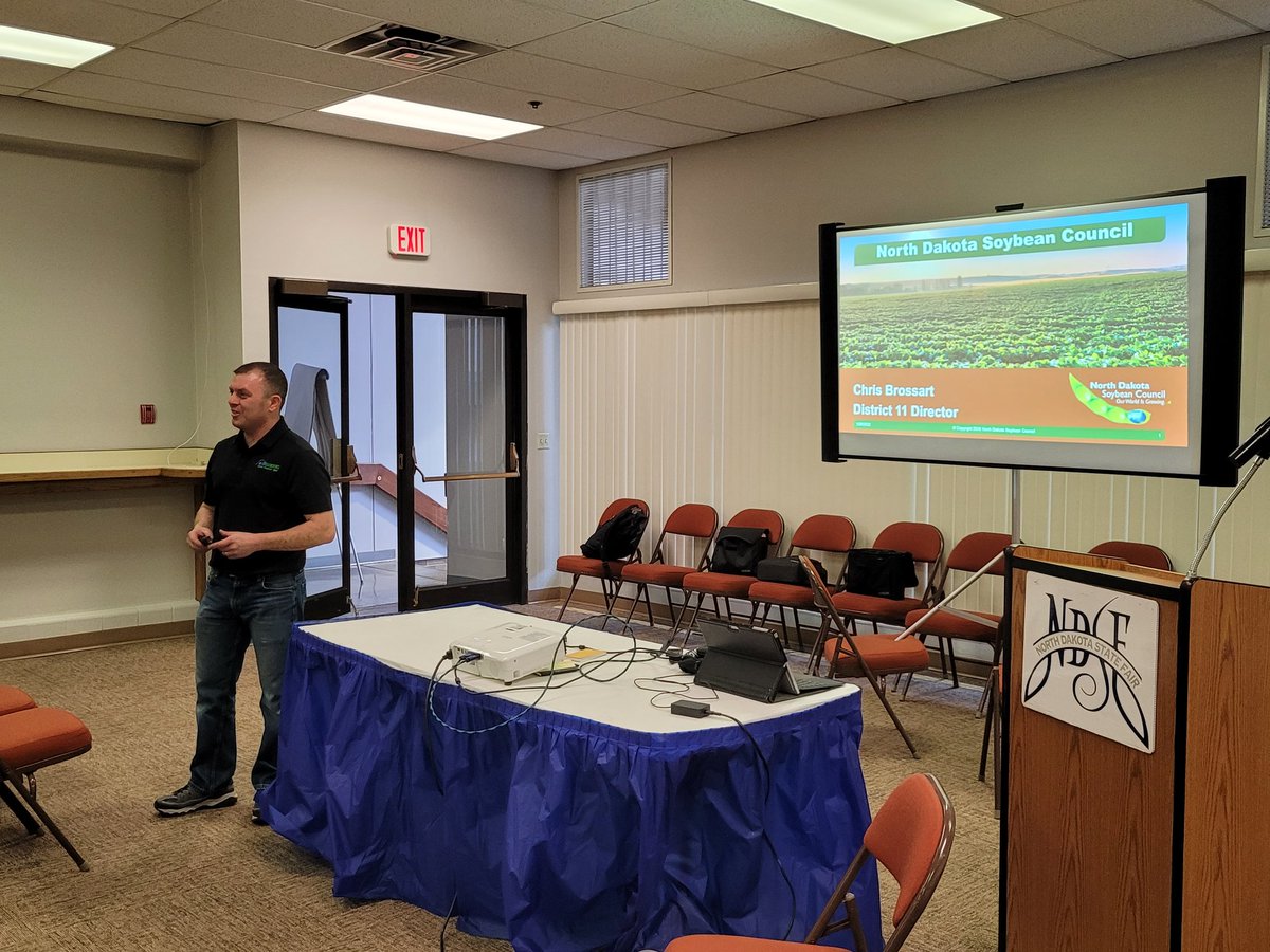 NDSoybean's tweet photo. Wrapping up the @KMOT_TV #2022kmotagexpo with the @megcorpmn #FuelingYourFarm Workshop. @NDSoybean District 11 Director Chris B. shared information about the ND Soybean Council to start the workshop. https://t.co/j5tdGDj2uU