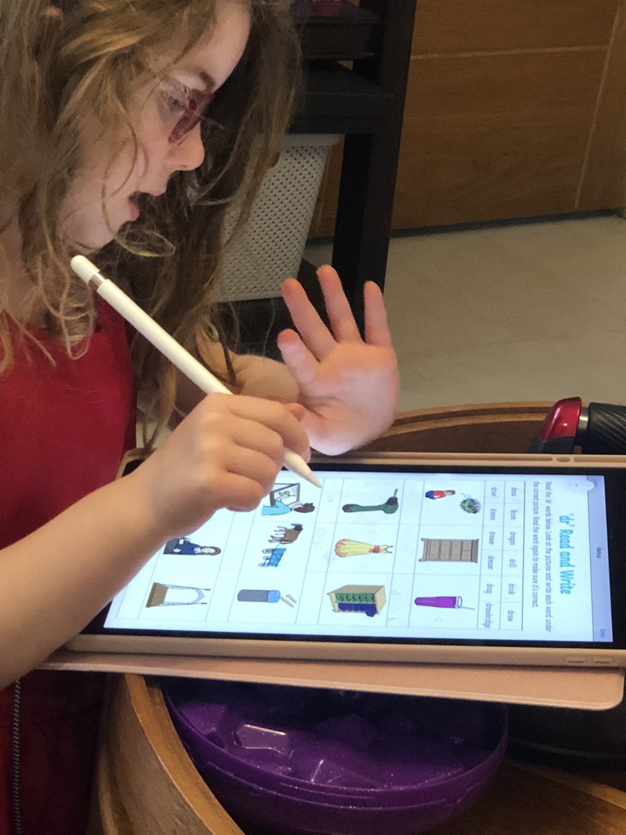 Mrs_Brake's tweet image. Big thank you to @ympshallett for taking the time to prepare self-isolation work and make comments on the pictures we uploaded, on top of teaching the children you still have in class. 👏🏻 It’s been a long week but not a wasted one! Diolch 😊