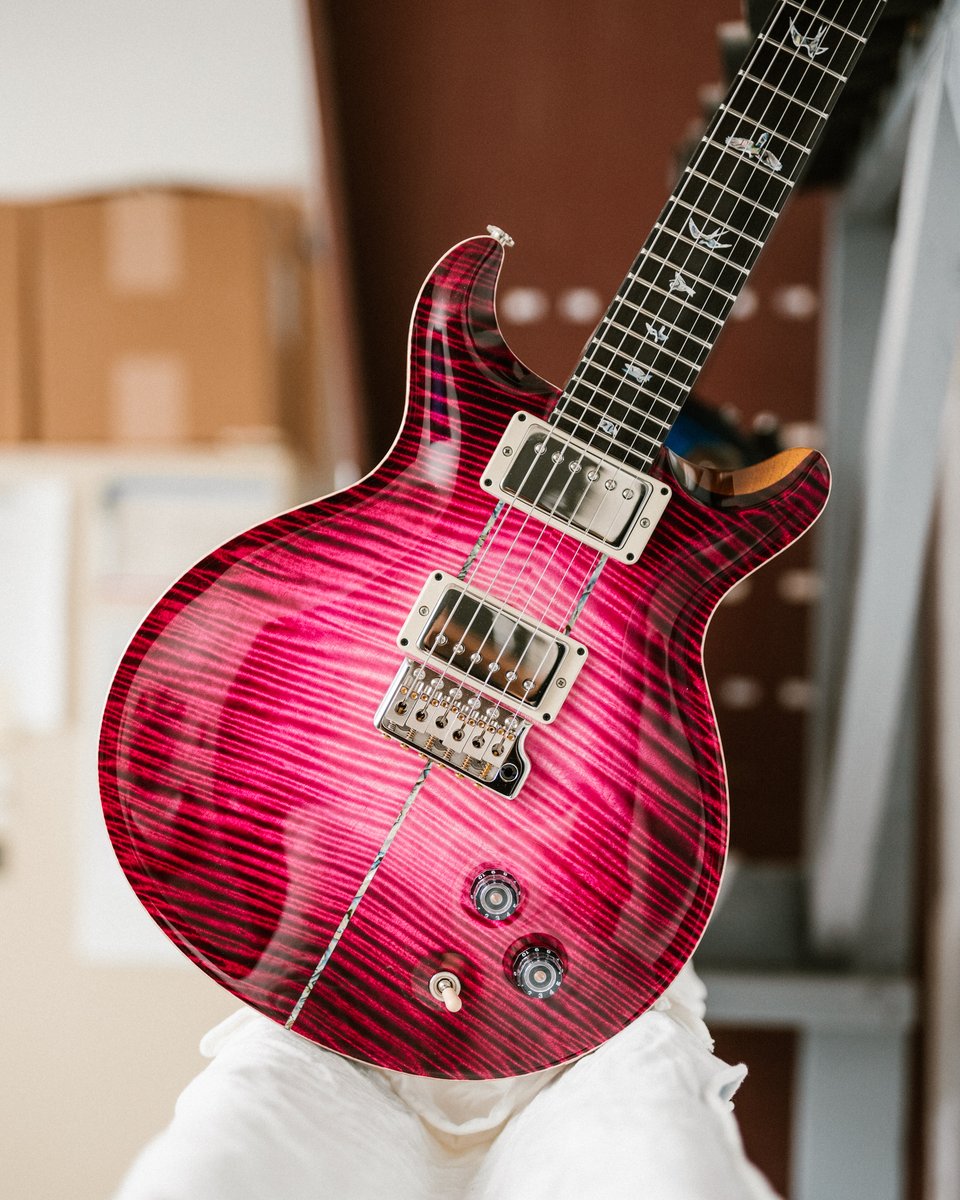 prsguitars's tweet photo. Private Stock Friday Santana edition! #privatestockfriday https://t.co/ZzJ6BwYcEK