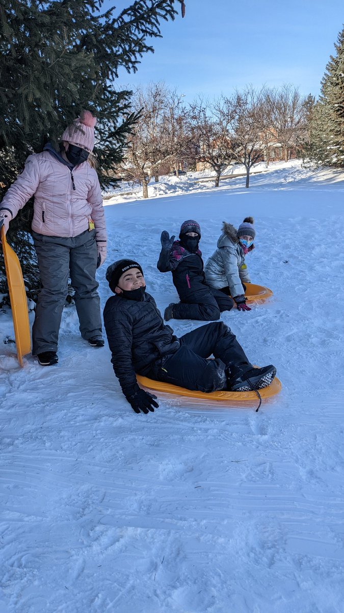 Christine Côté tweet media