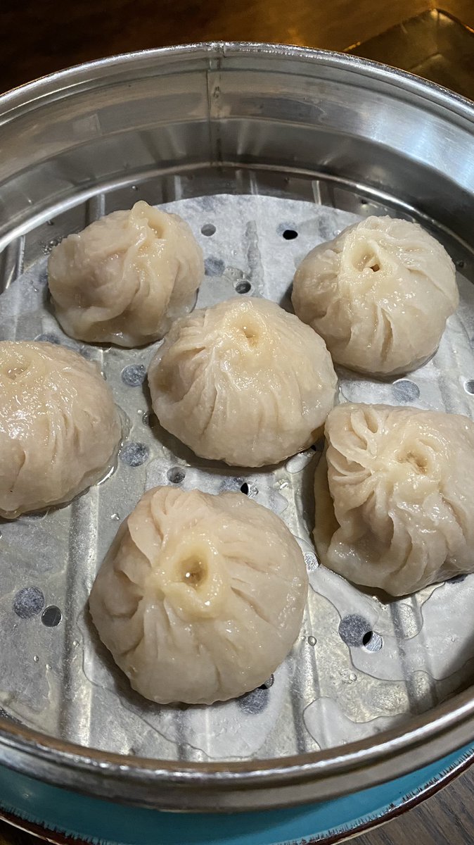 WolfexTech's tweet image. Fresh soup dumplings 🤤