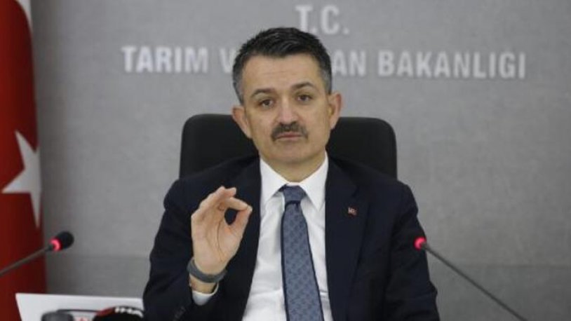 gercekgundem's tweet photo. Orman yangınlarına 'uçaksız' yakalanan Bakan Pakdemirli, İmamoğlu'nu eleştirdi: Karda balık yapıyor!

https://t.co/6Y9mI1SlYm https://t.co/fQj1QStj9p
