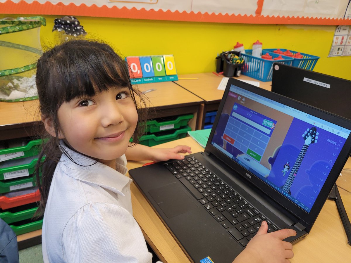 Shadeyear2 tweet media