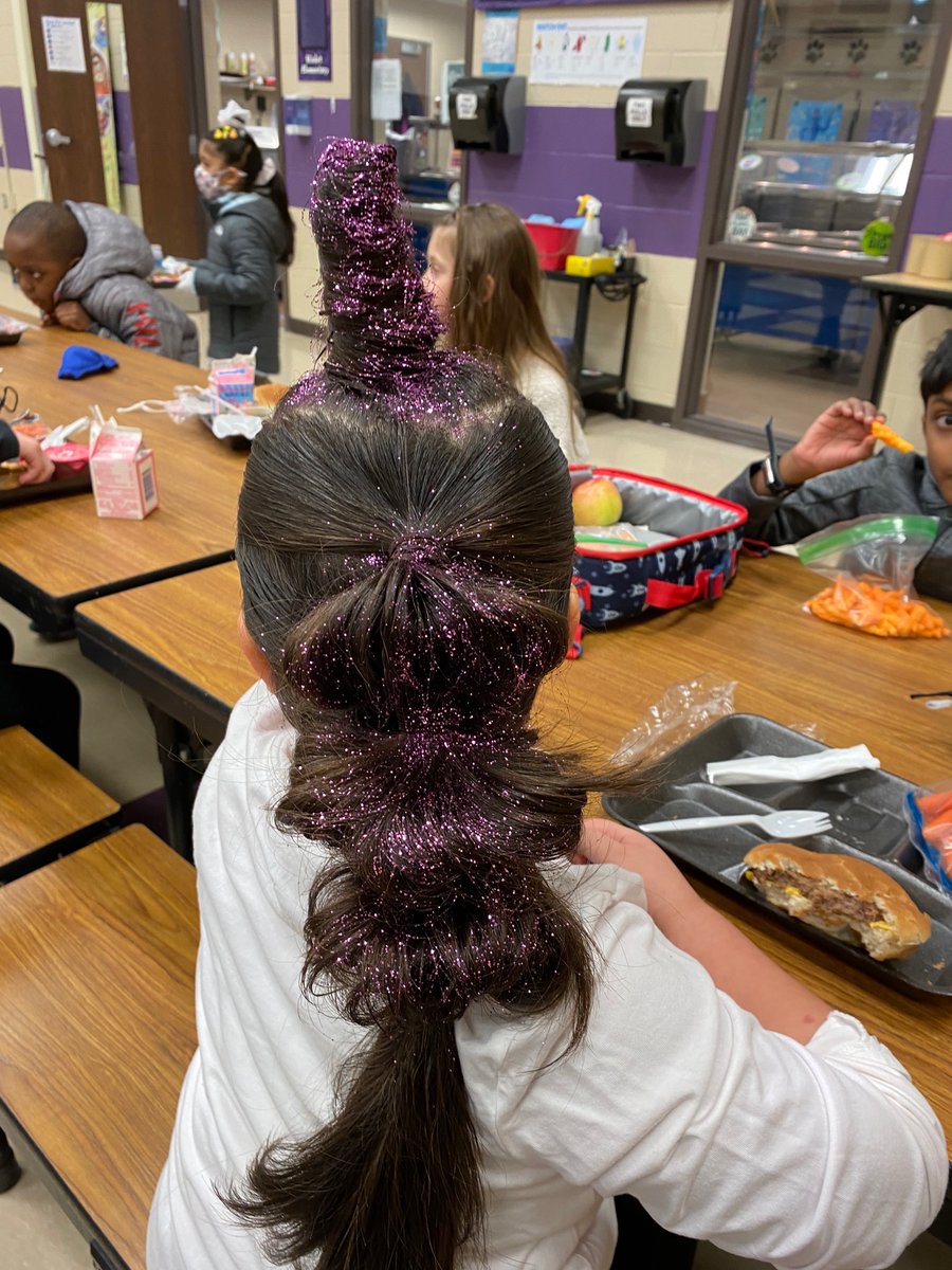 Lisa Lowe tweet media