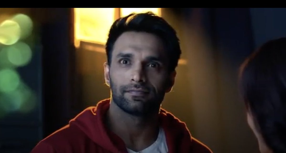 chaksluvbot's tweet photo. 'Blushing Shergil '❤️

#MoRan 
#ZiddiDilMaaneNa https://t.co/1yh6uWg1DV