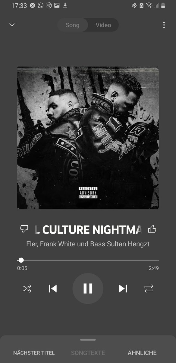 Glückwunsch an meinen Bruder <a href="/FLER/">Fler</a> und <a href="/Sultanhengzt/">BASS SULTAN HENGZT</a>. Wir kennen uns jetzt seit fast 30 Jahren und egal was passiert, der Mann liefert immer auf dem höchsten Level ab. Niemand kann was anderes behaupten! Wenn ich jemals mit etwas Recht hatte dann damit: Wir bleiben stehen! #stolz