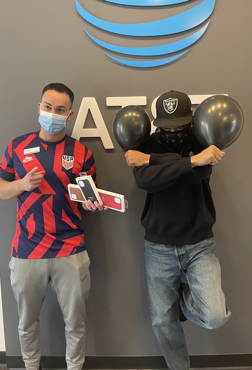 Rodney and Ben are wearing what makes them happy today at Park Avenue! #KAMObEASTmode #lifeatatt