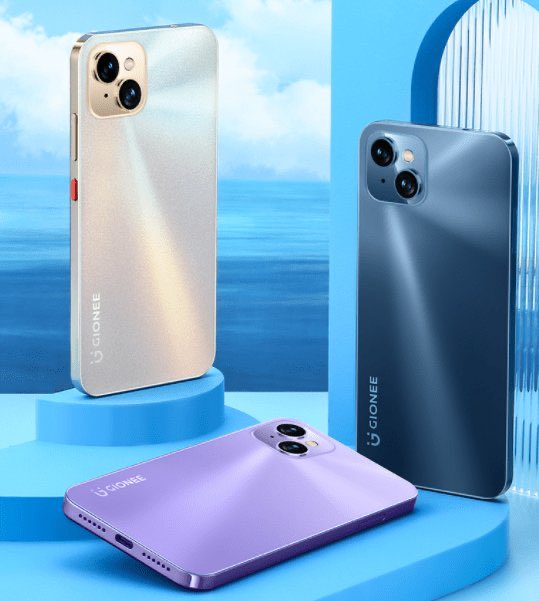 GiriSonnaSeri's tweet photo. Brands that innovate and lead from the front always succeed! Brands that imitate and have nothing to innovate fail and vanish. Desperate #Gionee has failed and will soon vanish forever! https://t.co/cMK9avhXOo
