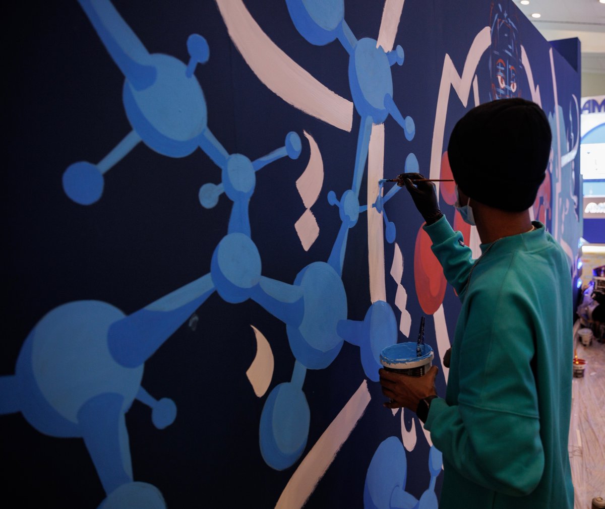 SIPHAproject's tweet image. وللتعبير عن فخرنا بالصناعات الوطنية، نستعرض معكم هنا رسمة رُسمت على مدار ثلاثة أيام بأيدٍ سعودية 🇸🇦✨

#SIPHA22
#صناعة_سعودية