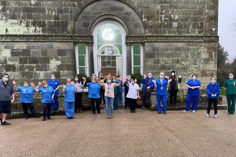 Swansea Bay’s vaccination team is to undergo an amicable parting of the ways with The Margam Orangery. After helping us deliver more than 150,000 Covid vaccinations our team is heading to pastures new. Read more here sbuhb.nhs.wales/news/swansea-b…