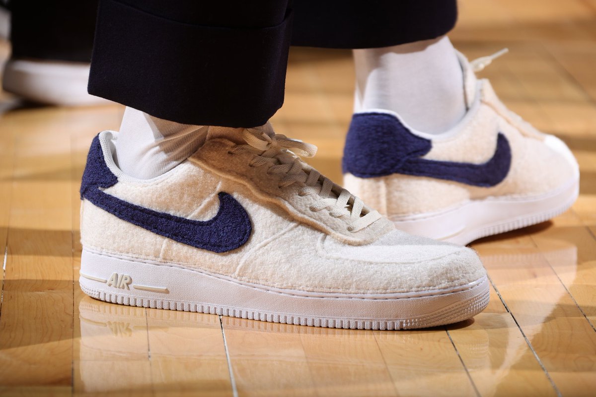 carmelo anthony air force 1