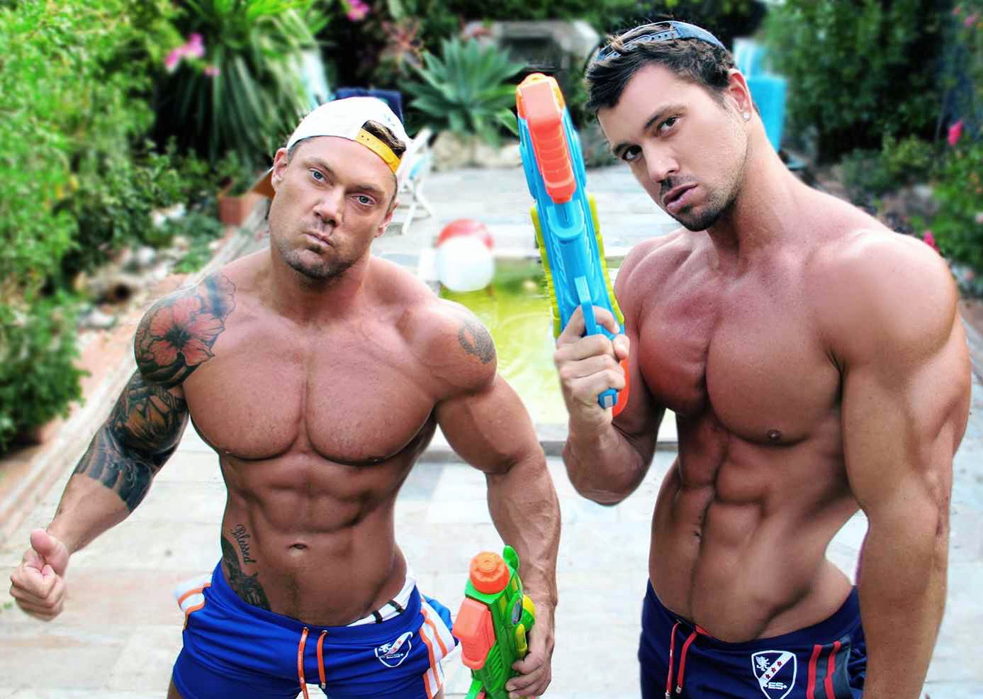 Rafa Martin Fit on X: With more than 11M views, this video by Rafa Martín,  Battle of bodies and dance version 2022, t.coERCovyC6Ee  anticipates a new genre in his videos so far,