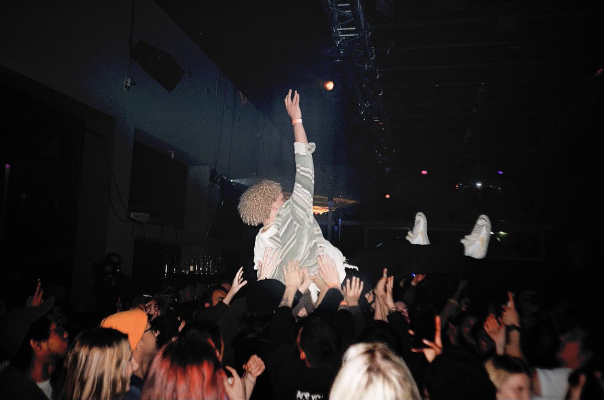 DION DIA tweet media