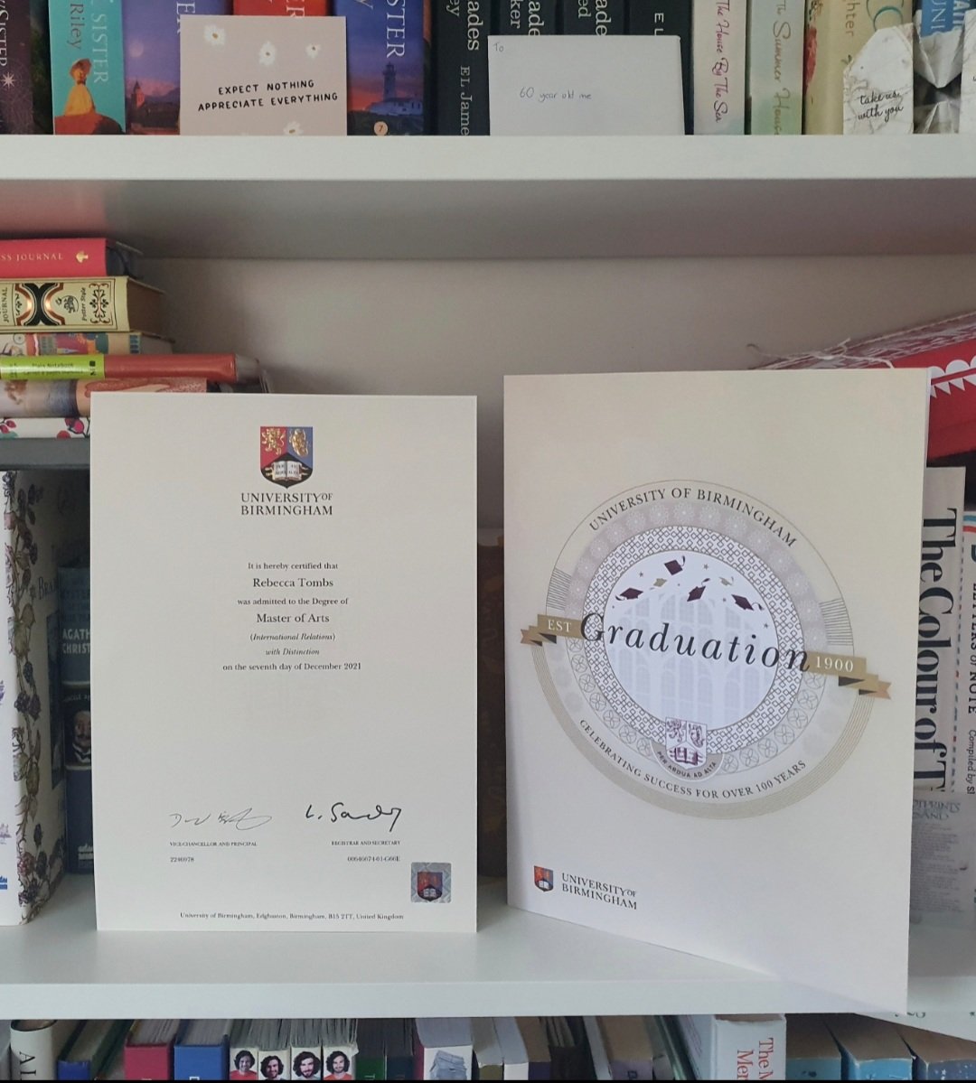 becky_tombs's tweet photo. I am obviously biased as my dad's a postman but, I have to say, I think today's been a pretty good mail day 📬👩‍🎓 #MastersDegree #ItsOfficial #TwoDegrees https://t.co/LllHGNUPmG