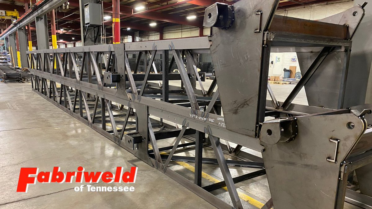 FabriweldTN's tweet photo. TN fabricates. OH assembles. Together we build 100s of conveyors each year.
#conveyor #headframe #kleeman #manufacturing #madeintheusa https://t.co/18GYfsdPdE