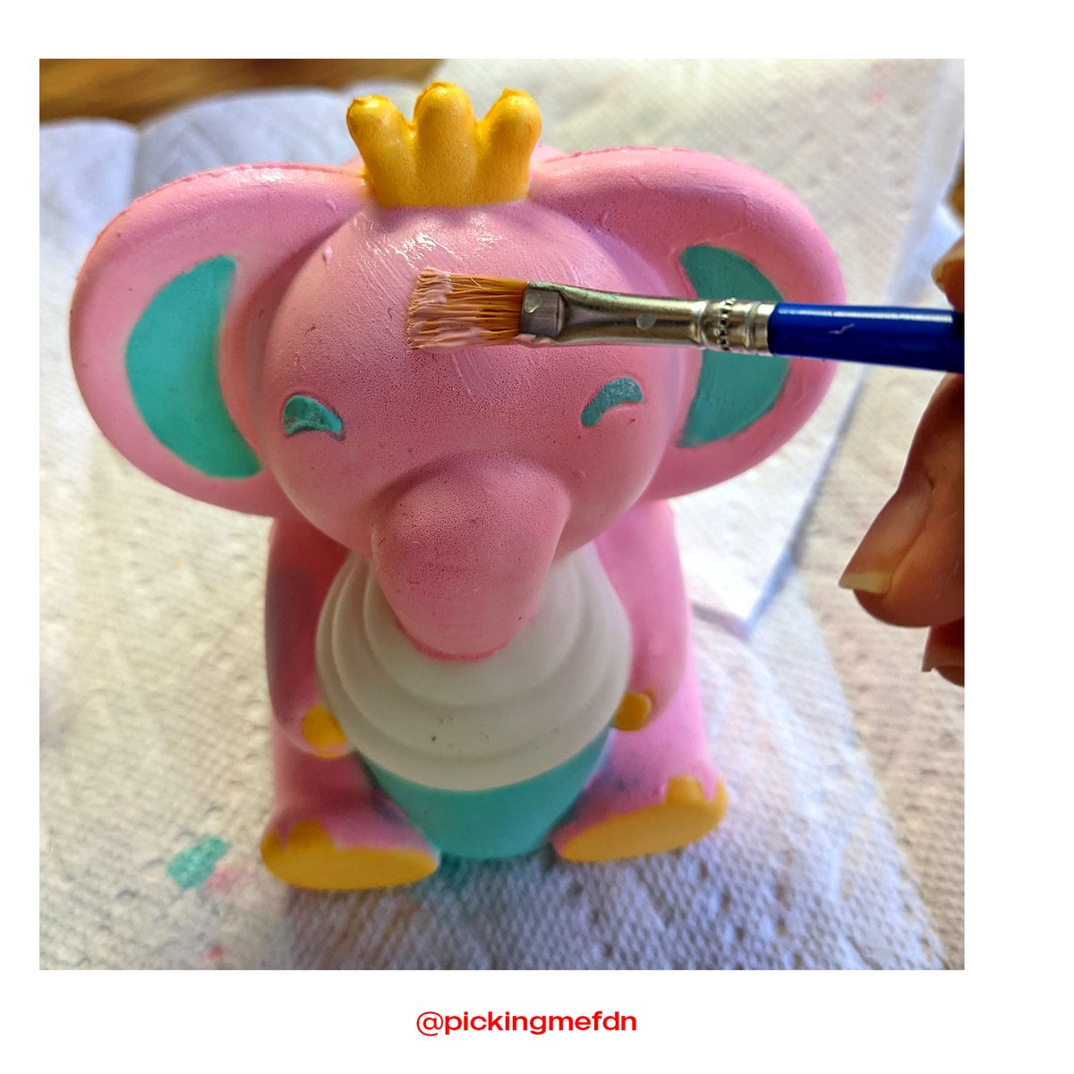 PickingMeFdn's tweet photo. Today's #FidgetFind Friday is also #NationalHaveFunAtWorkDay! And although EVERY day working at #PickingMe is fun, we thought we'd do something extra special, AKA paint our own #squishy #fidgets! We had a blast customizing our squishy dino and elephant from Doodle Hog! https://t.co/tBqKmW7kIV