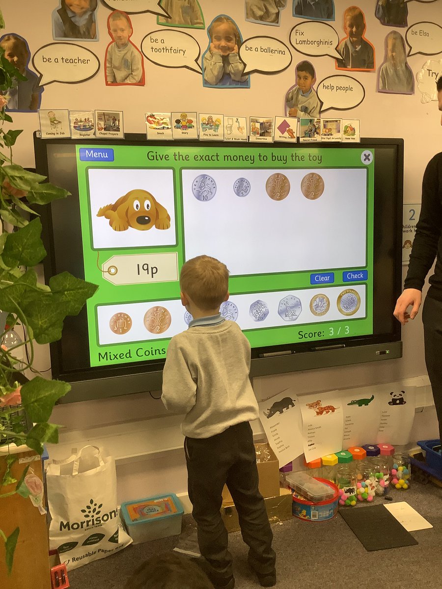 StAgnesRecClass's tweet image. The children enjoyed using the smart board to practice number work today #stagnescomputing