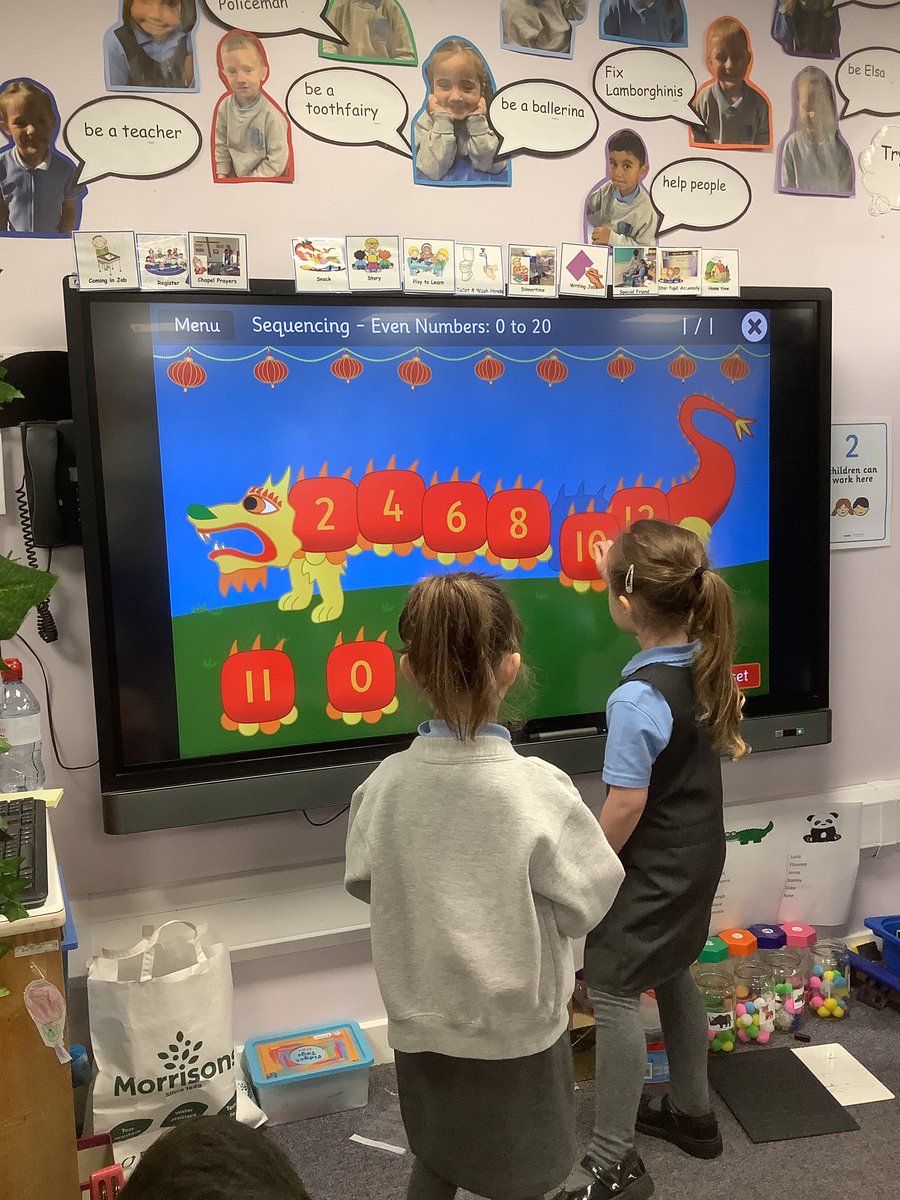 StAgnesRecClass's tweet image. The children enjoyed using the smart board to practice number work today #stagnescomputing