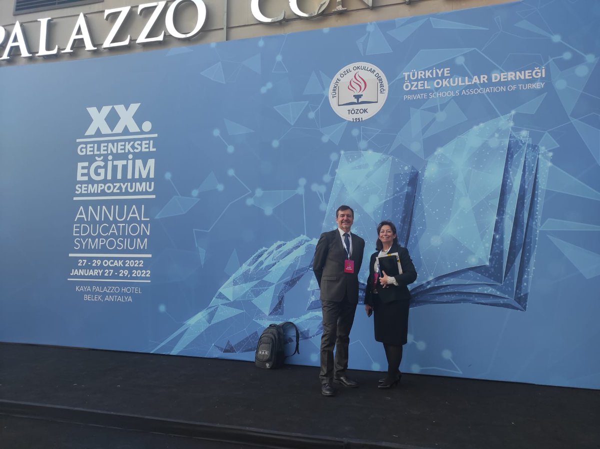 20ème symposium de l'association des écoles privées de Turquie. #tozok
J'y présente le baccalauréat français comme modèle pour l'internalisation des cursus en Turquie.