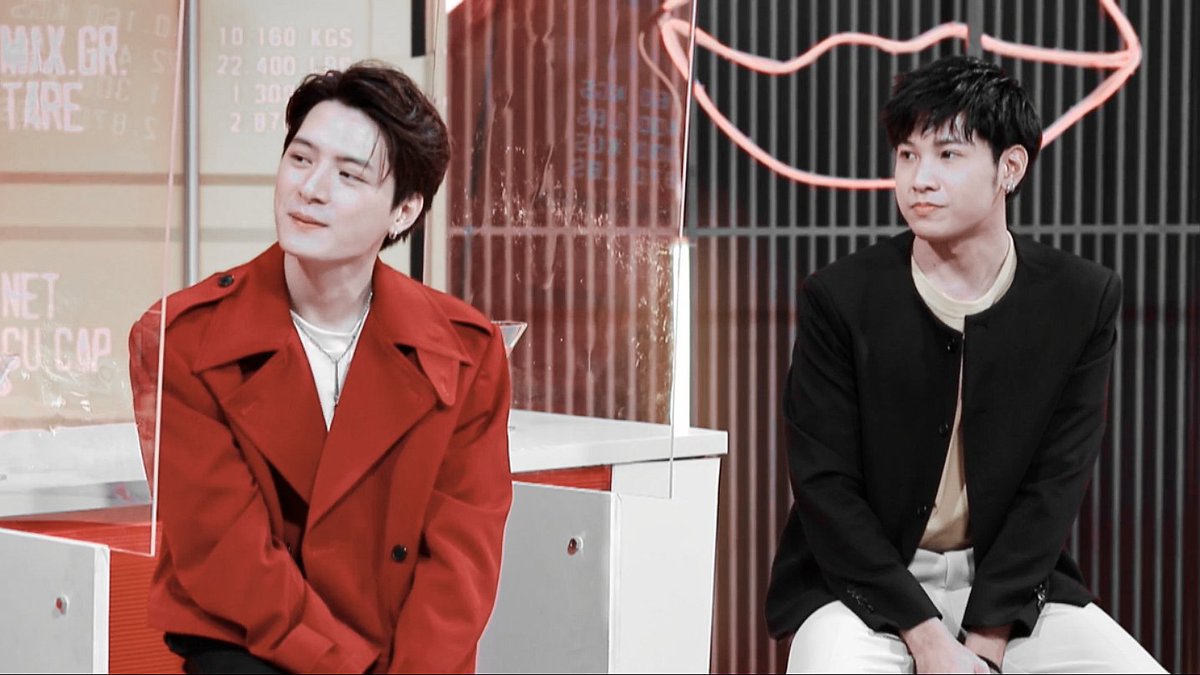 GEARFanSub's tweet image. [CHN/ENG Sub] 20211003 l คริส - สิงโต l Krist &amp;amp; Singto MAMAOKxKristSingto LIVE

facebook.com/gearfansub/vid…

#ทีมพีรญา #คริสสิงโต
#KristPerawat #SingtoPrachaya