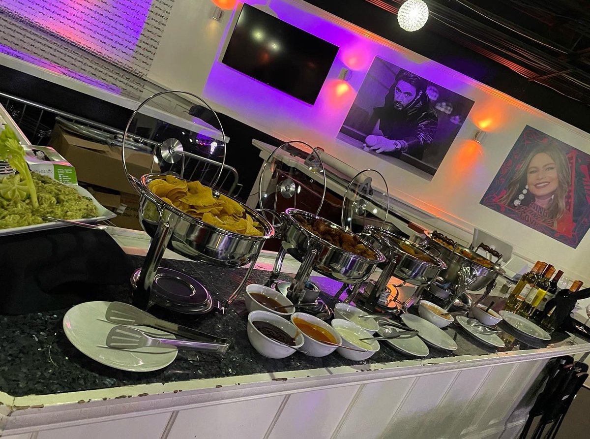 HIA_LI's tweet photo. Last night, we had our Gold Member 2022 Kickoff Event for our gold members. A great time was had by all, thank you to Capicu for having us! #hiali #bizgrowshere #longislandbusiness #kickoff2022 #capicu https://t.co/0INZFCgnaC