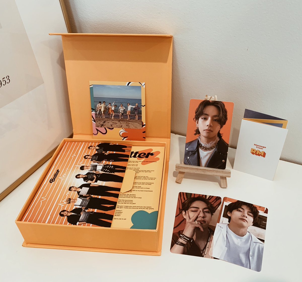 snowflowergifts's tweet photo. ✦ BUTTER CD GA ✦ 🧈
— 1 winner | worldwide

›  rt, followers only
›  ends in 24hrs
›  see reply for full inclusions

[ Stream #BTS_Butter MV by #BTS to 700M @BTS_twt ] https://t.co/Q5JBXm3KHO