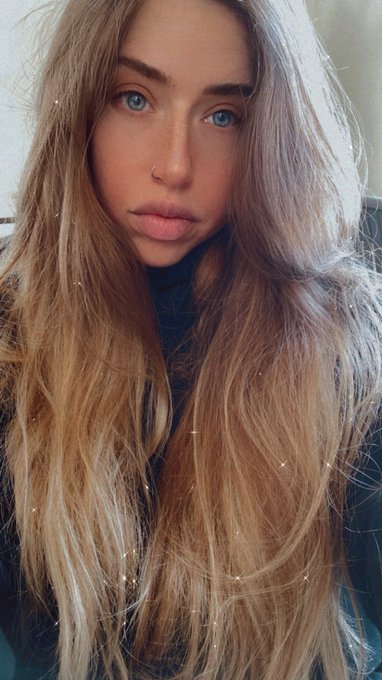 Do you like long or short #hair? https://t.co/BDe4IwsR7B<a href="/tag/hair"class="tags">#hair</a>