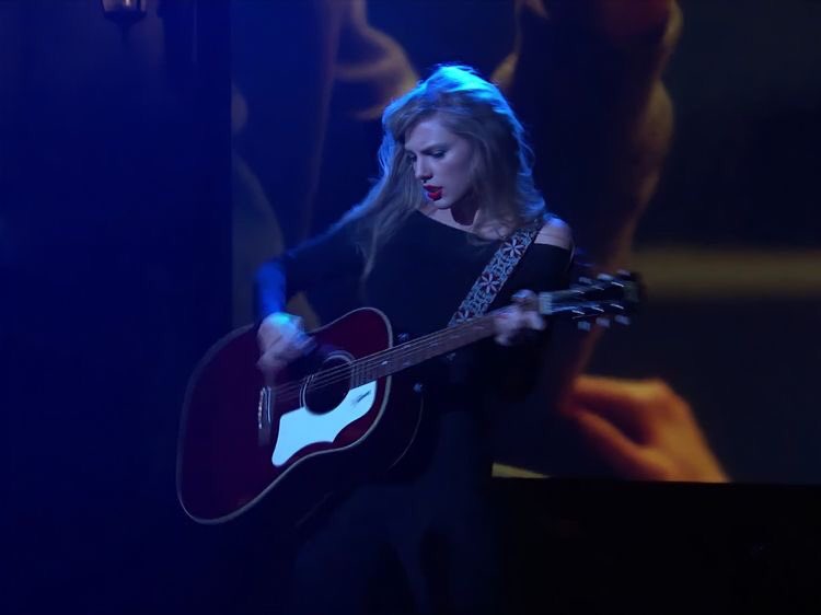 TayIorVoteStats's tweet image. #iHeartAwards STATS for #BestLyrics 📈

🥇 #AllTooWell  : 200.1K (+36.5k)
🥈 —                       : 15.7K (+2.8k)
🥉 —                       : 9.3K (+1.4k)

➜ GOAL: 500 REPLIES 
RT = VOTE! 
🚨 Give © if you want to share!