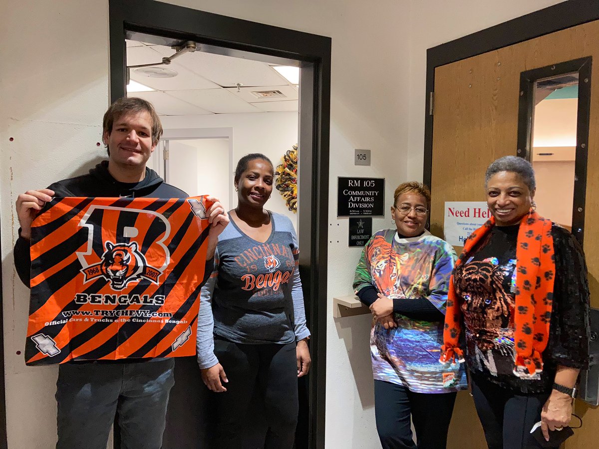 hcso_org's tweet photo. Big #BENGALS energy here at HCSO!! 🐯🖤🧡 #WhoDey https://t.co/dAVJu1EGGm