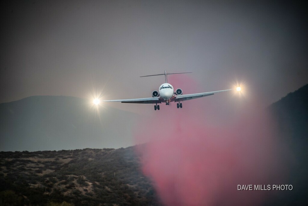 DaveMillsPhoto's tweet photo. Photos from the archives.
👇
IG | davemillsphoto
FB | davemillsphoto2015
Twitter | davemillsphoto
https://t.co/WlsTbfJ7Nm
https://t.co/9ZfsRsGcHB
https://t.co/fq0a9TuVDj
#lacofireairops
#lacountyfd
#creatnomatterwhat
#Firefightersposts
#calfire_daily… https://t.co/W2x8O5rxNH https://t.co/aR4x6shNip