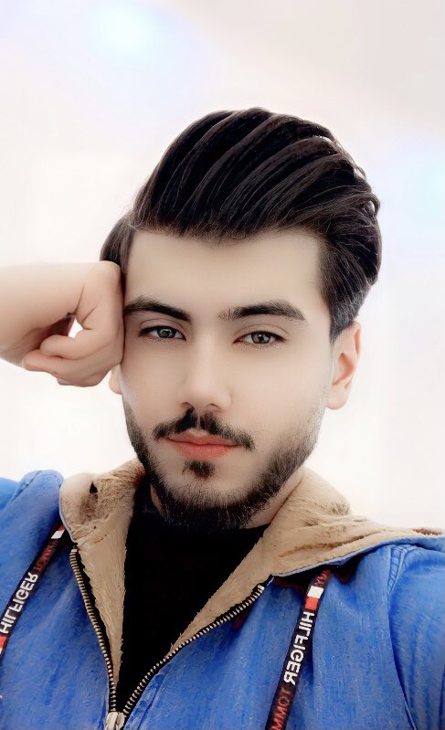 kamand_03's tweet photo. زۆربڵێ بوومه‌"
هه‌ر یه‌كێك ببینم تۆ بناسێت:
ده‌بێ ئه‌حواڵی په‌نجا كه‌سی لێ بپرسم
ئینجا له‌ نێویاندا بتشارمه‌وه‌ و
هه‌واڵێكی بچووكی تۆم ده‌سكه‌وێت ....!

"تەڵعەت تاهیر" https://t.co/5sfK9Zg2ba